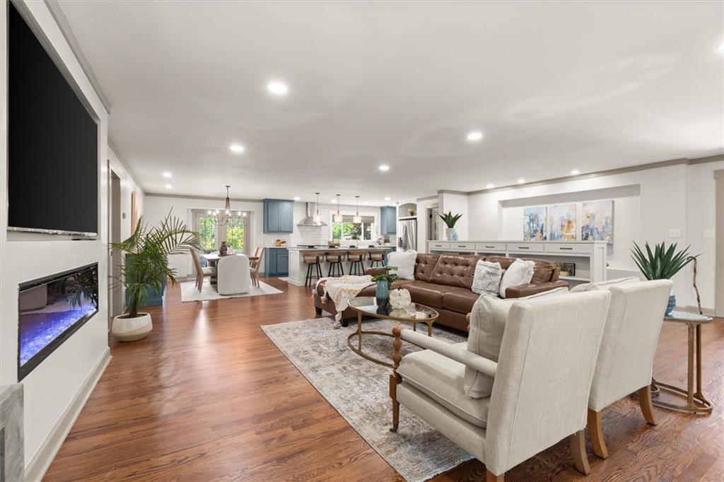 155 Crowe Road