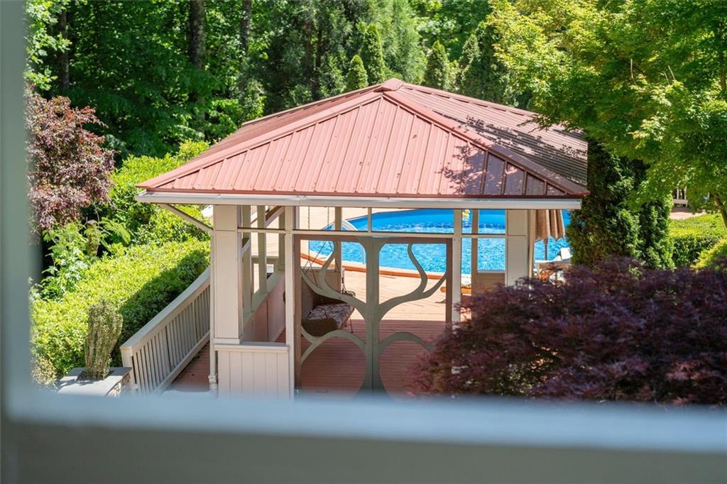 155 Crowe Road