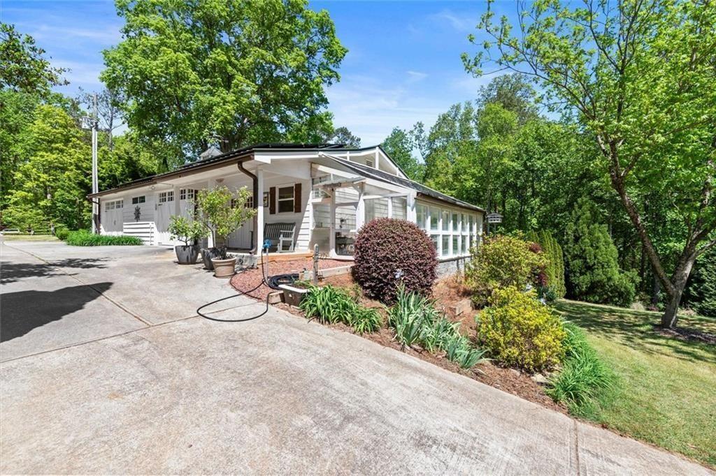 155 Crowe Road