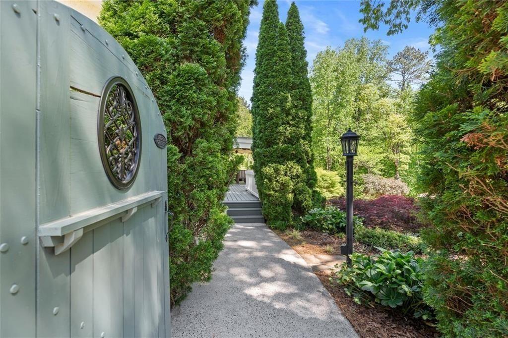 155 Crowe Road