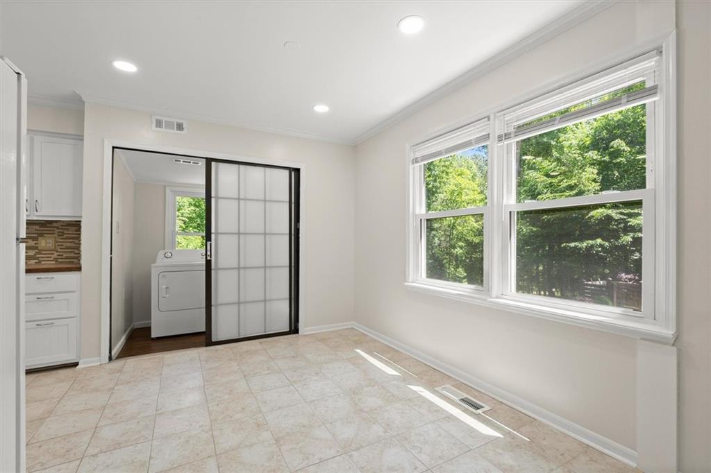 155 Crowe Road