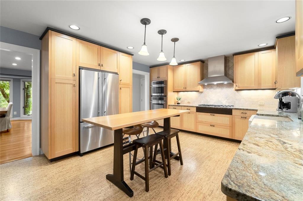 2125 Double Creek Lane