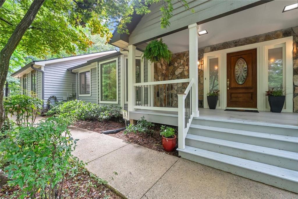 2125 Double Creek Lane
