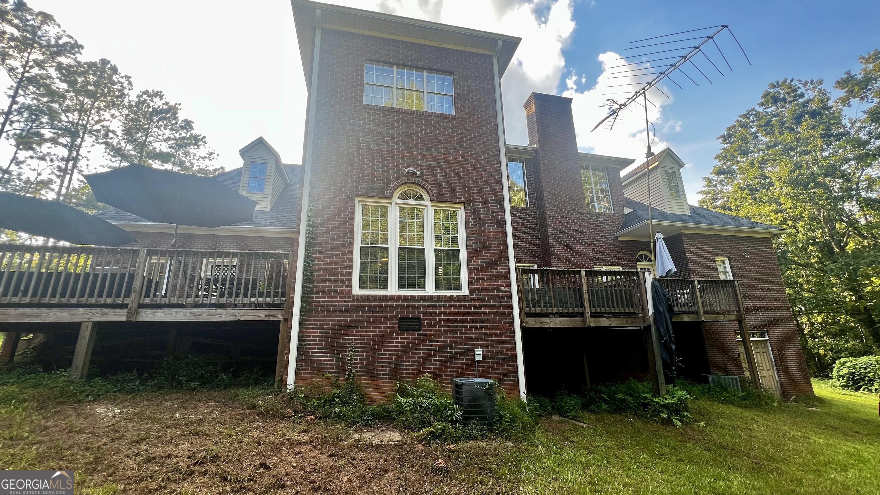 1110 N 2nd Street