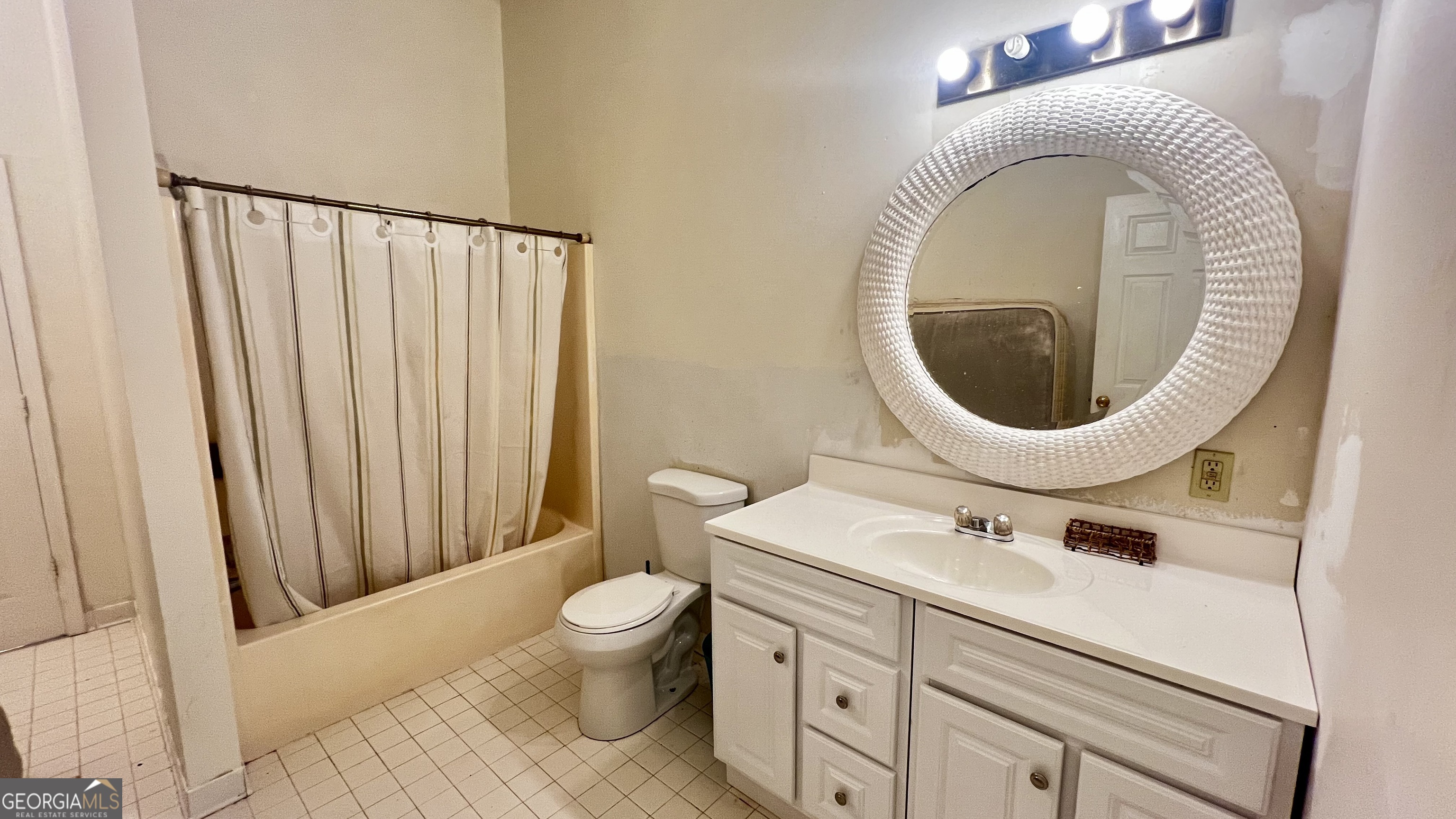 1110 N 2nd Street