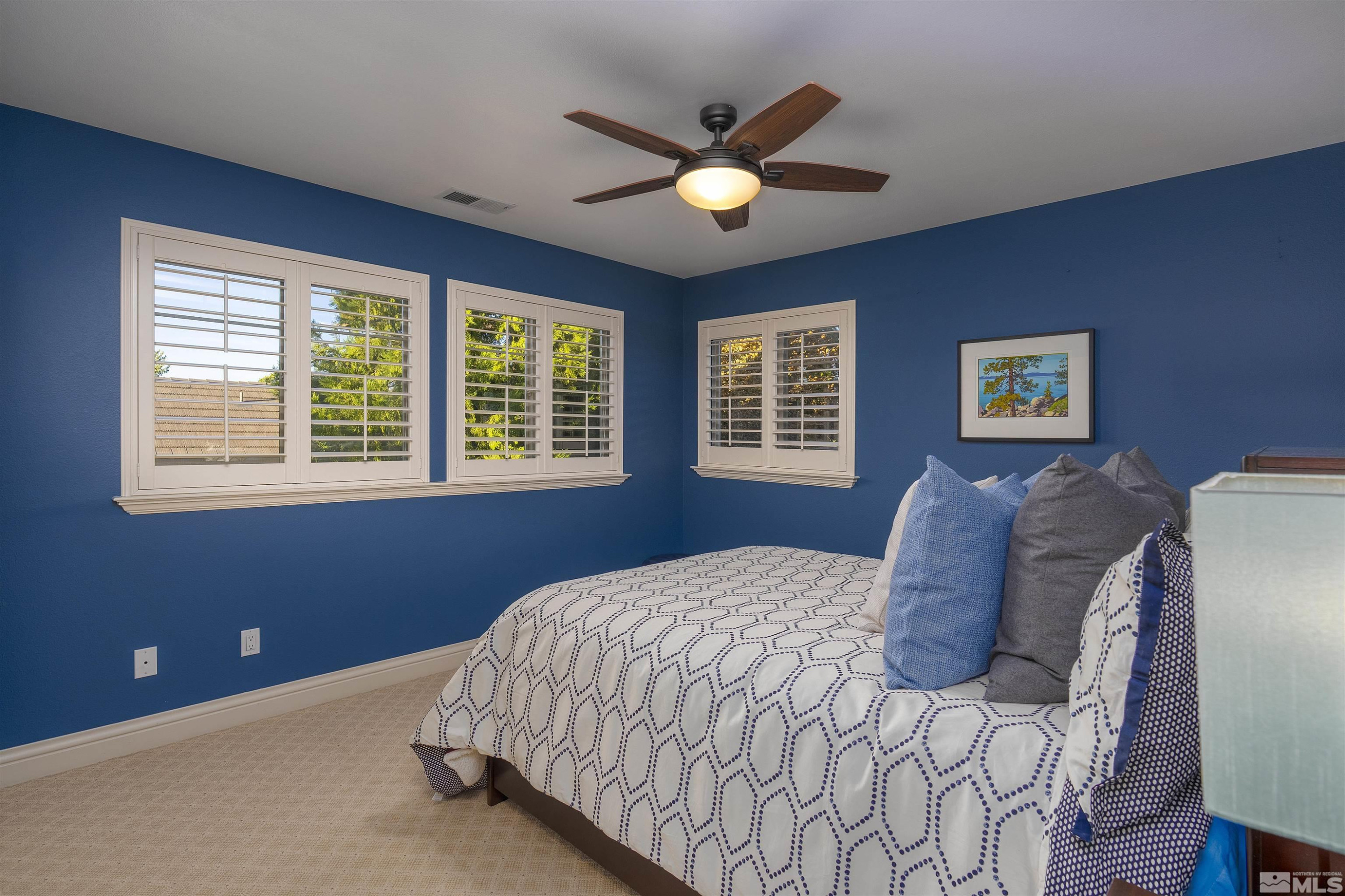 4570 Mountaingate Drive