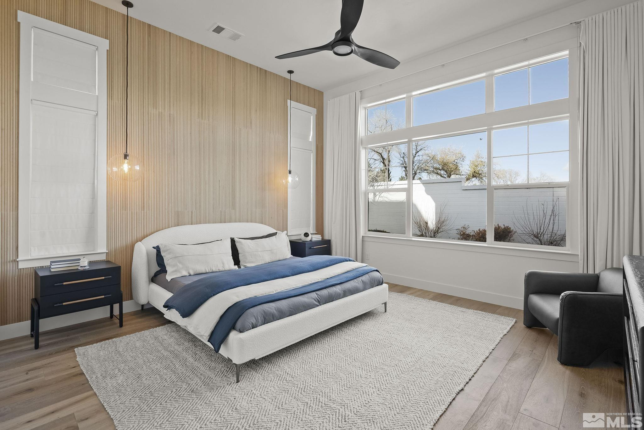 713 W Pleasant Oak Trail