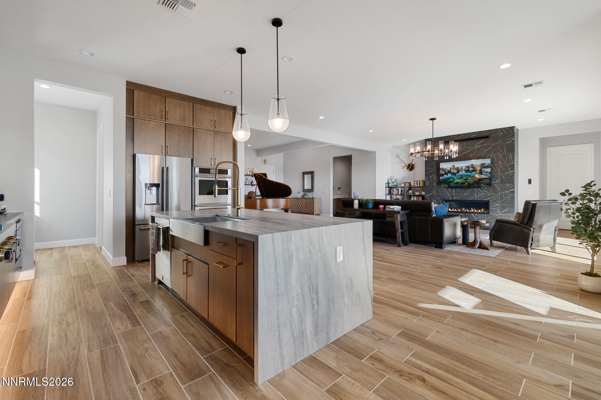 1561 Evangeline Drive