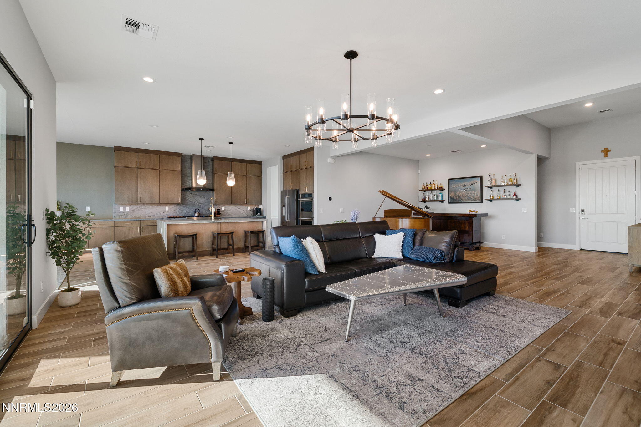 1561 Evangeline Drive