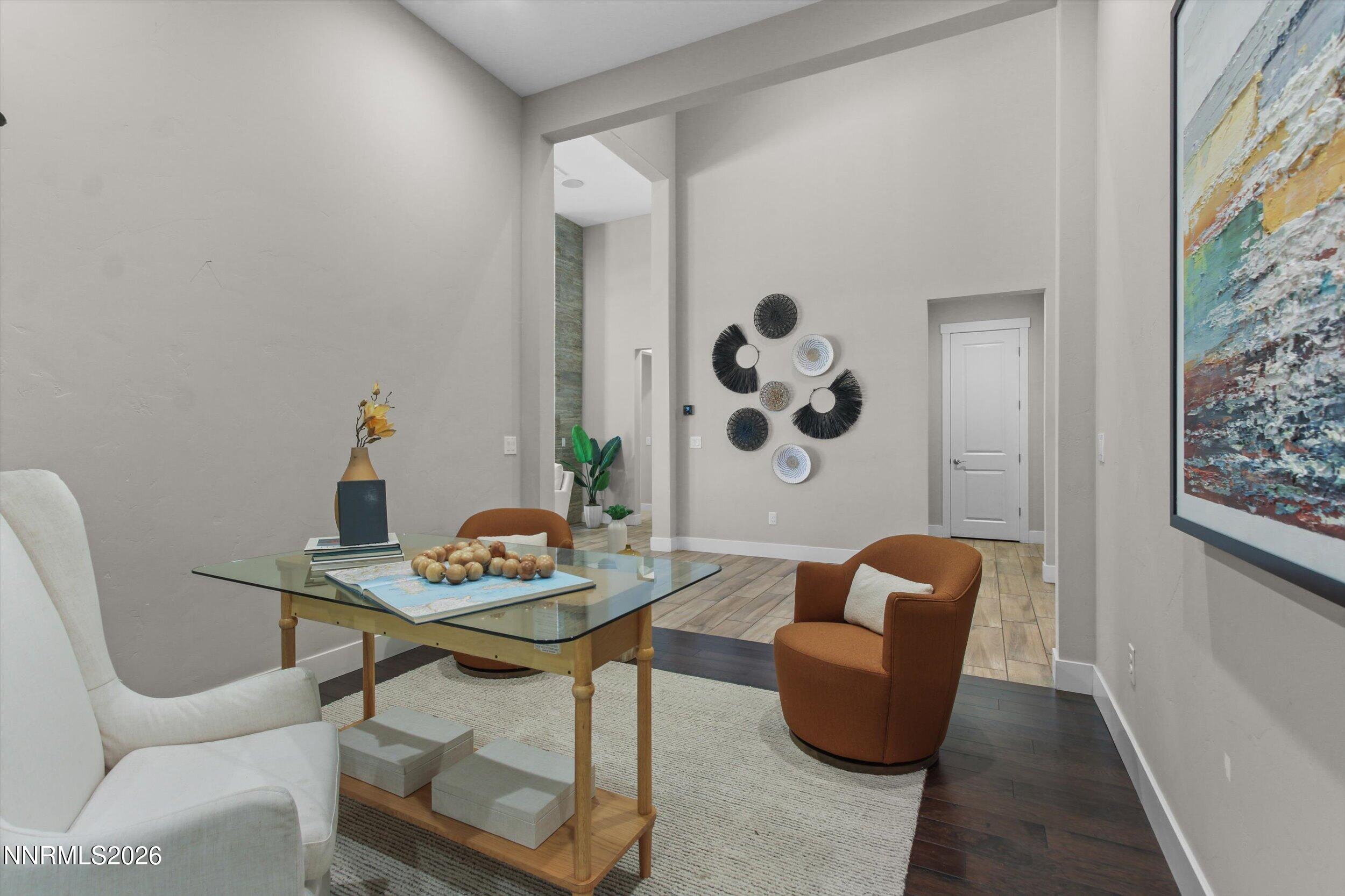 719 W Pleasant Oak Trail
