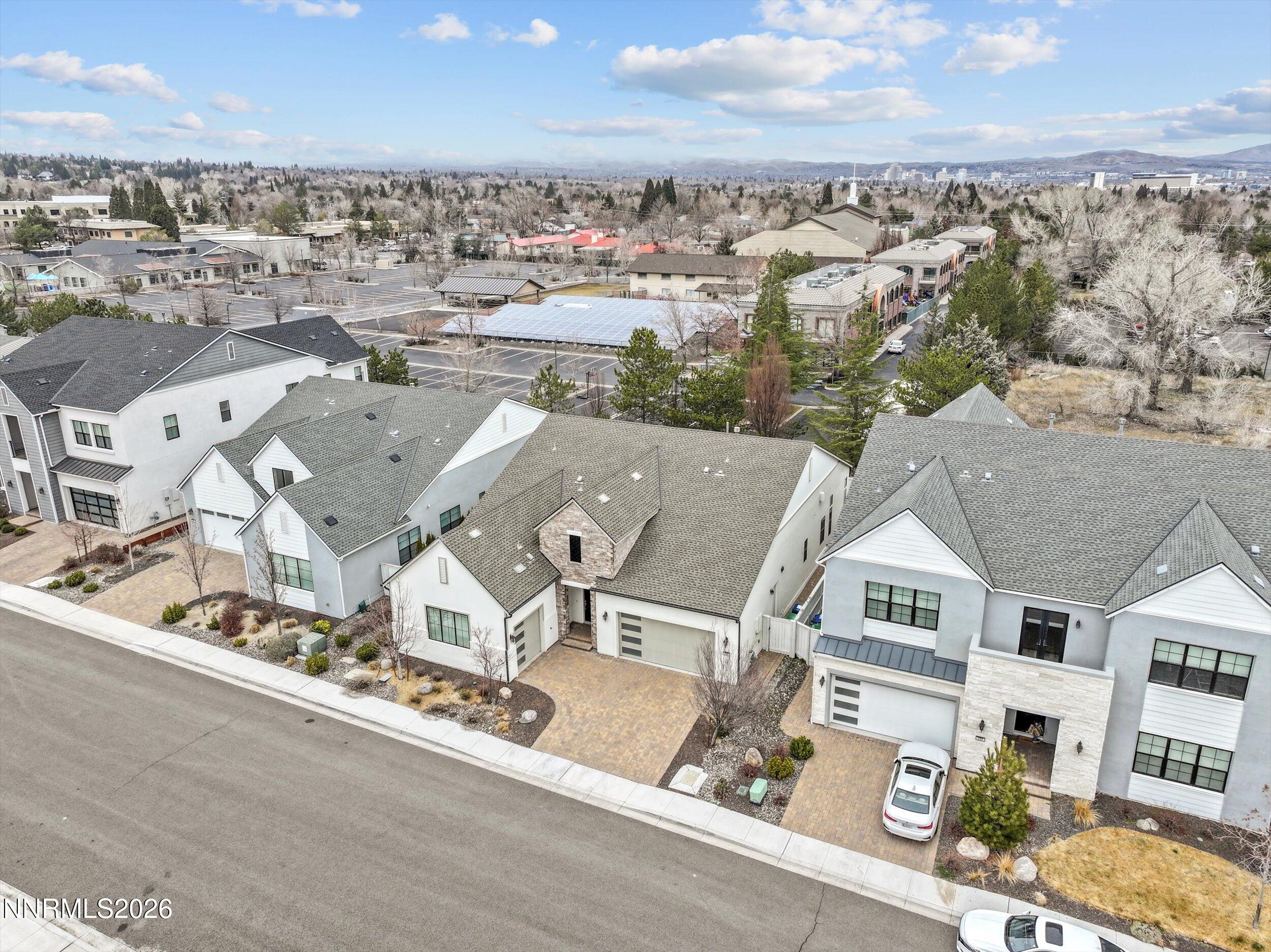 719 W Pleasant Oak Trail