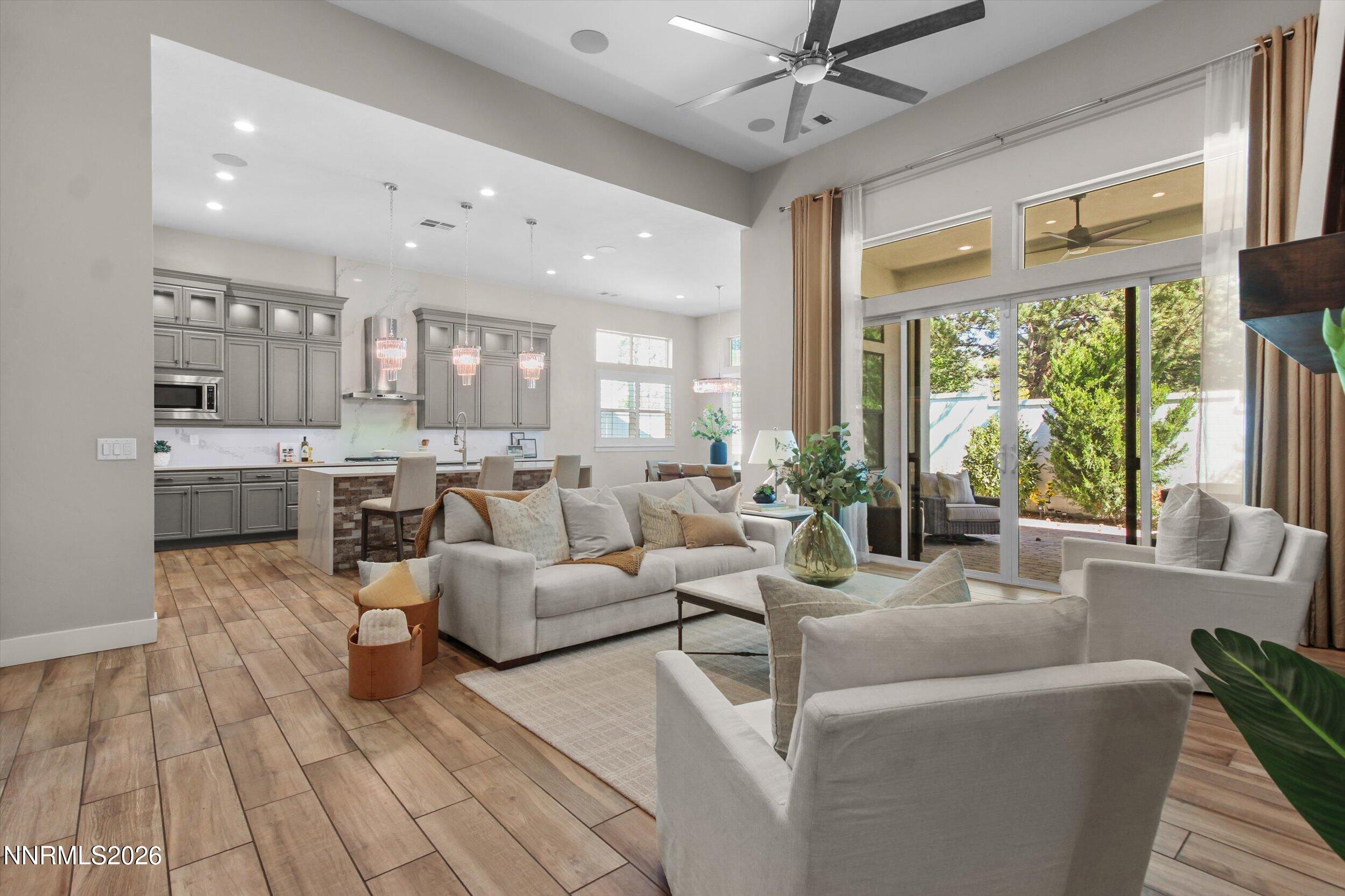 719 W Pleasant Oak Trail