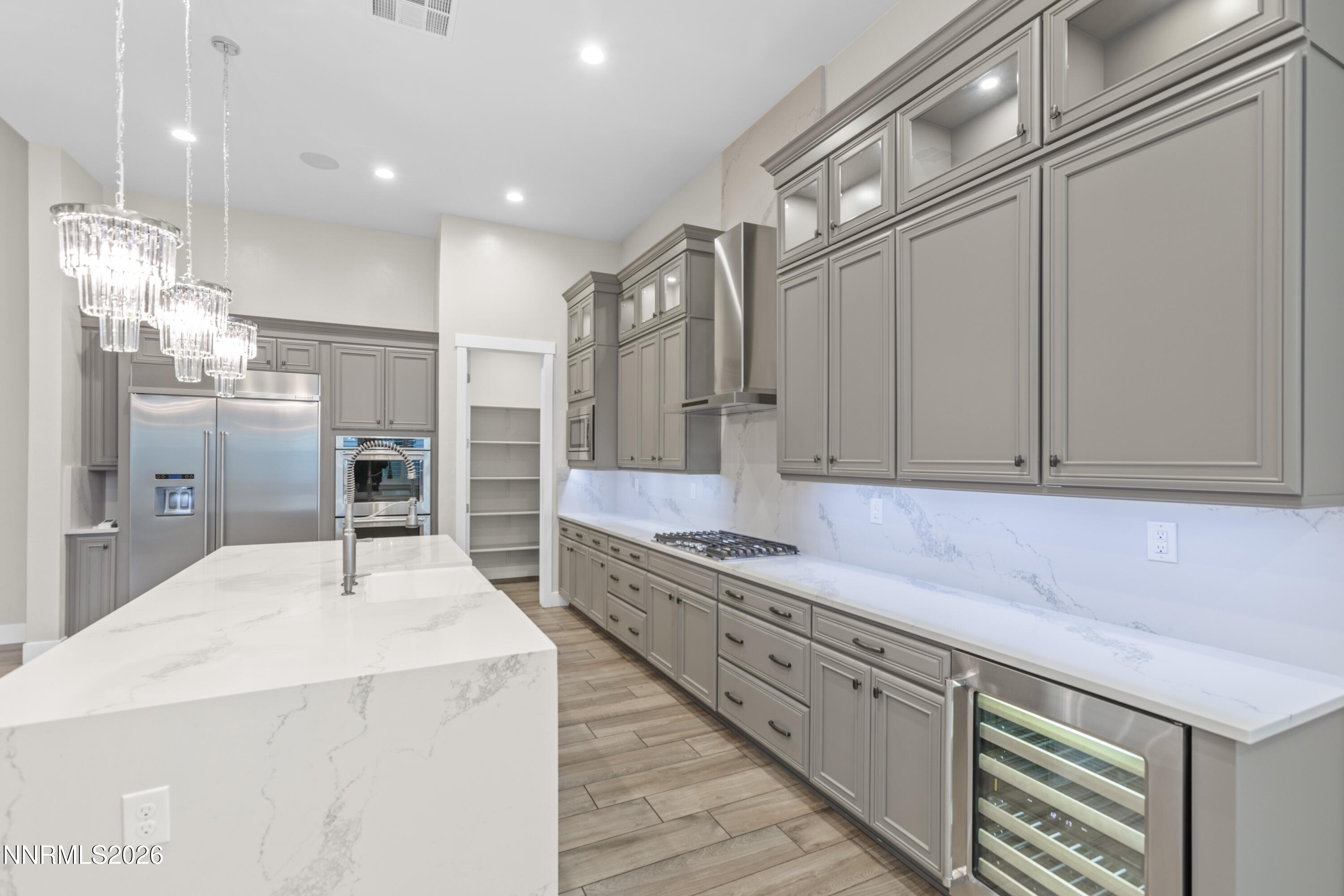 719 W Pleasant Oak Trail