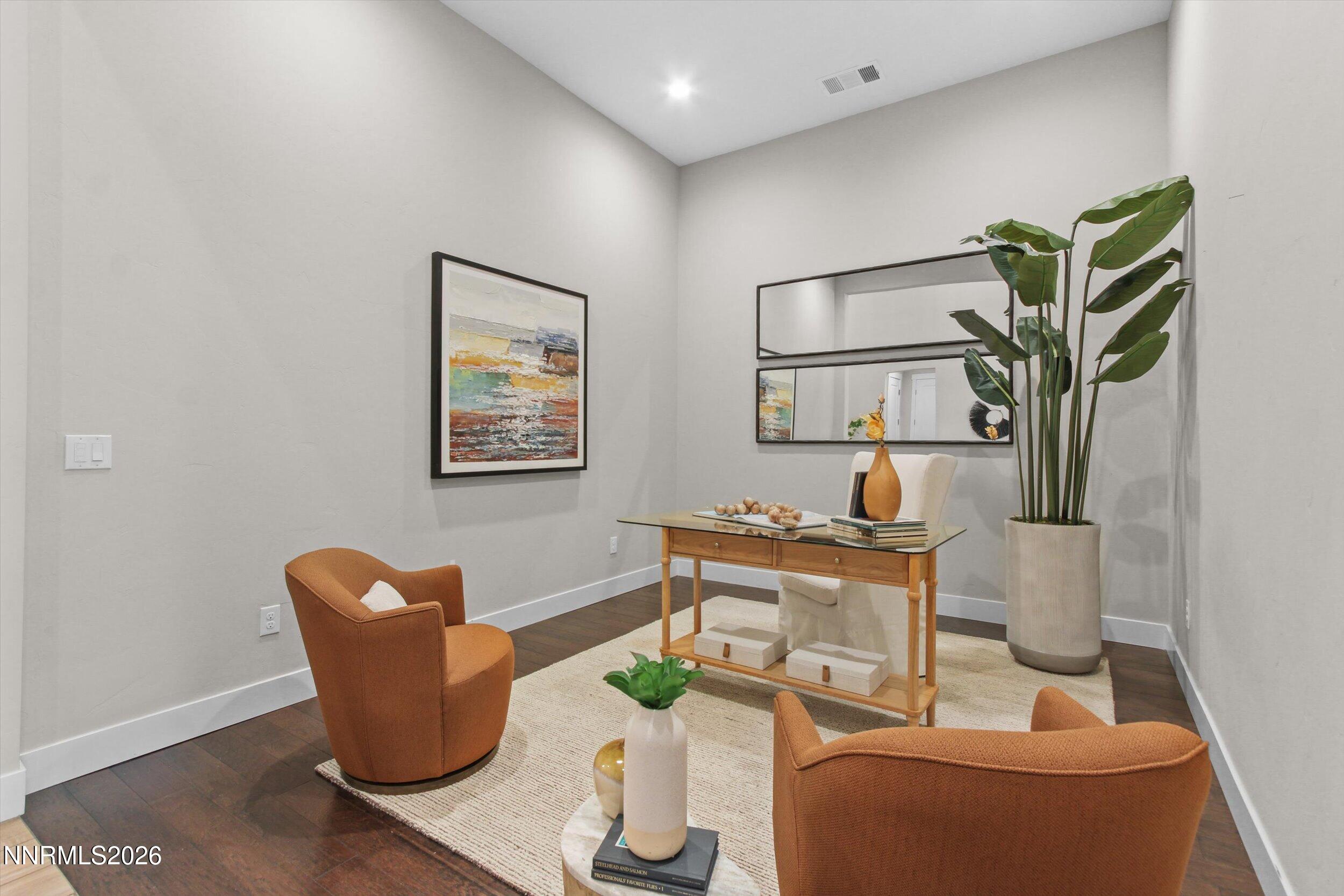719 W Pleasant Oak Trail