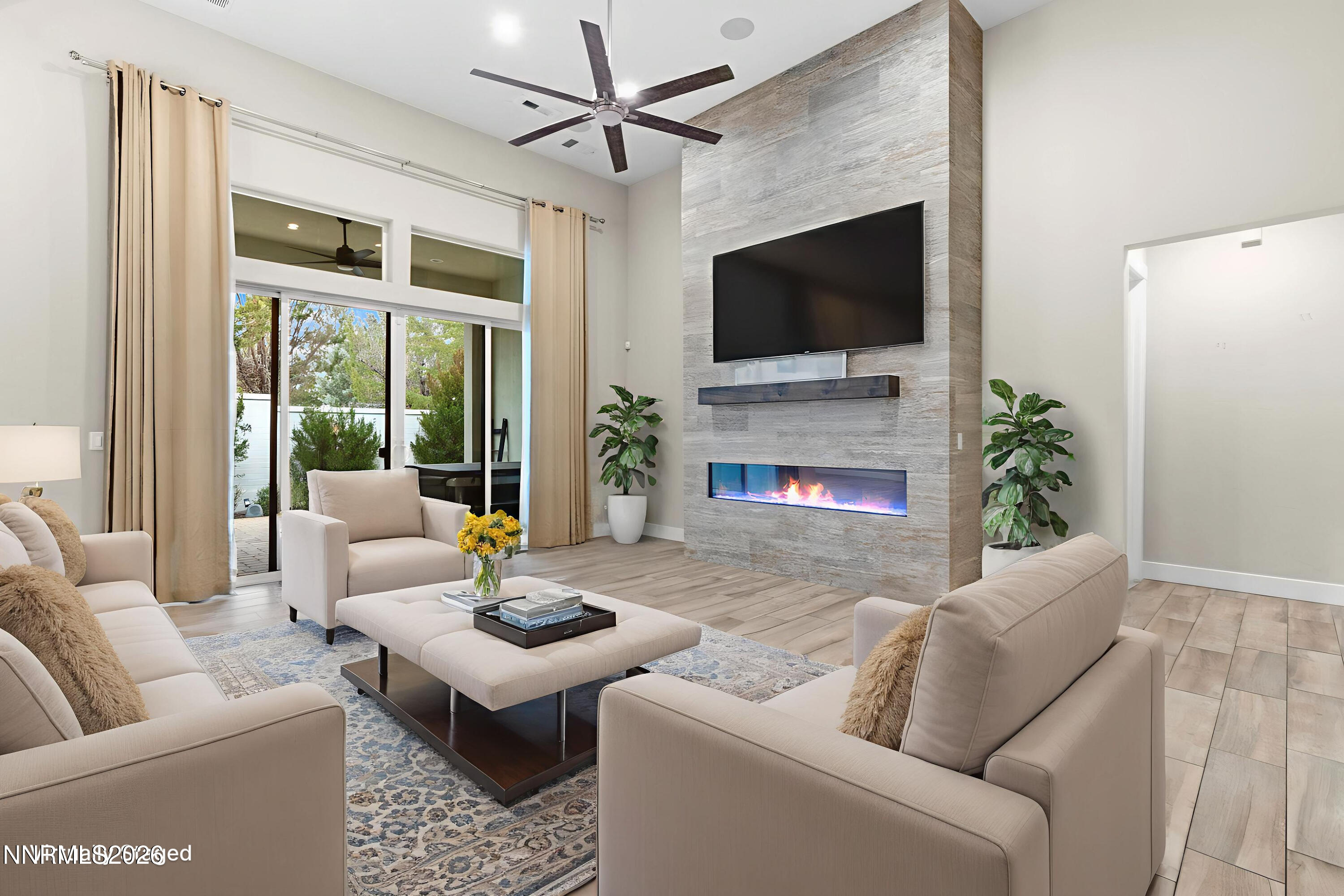 719 W Pleasant Oak Trail