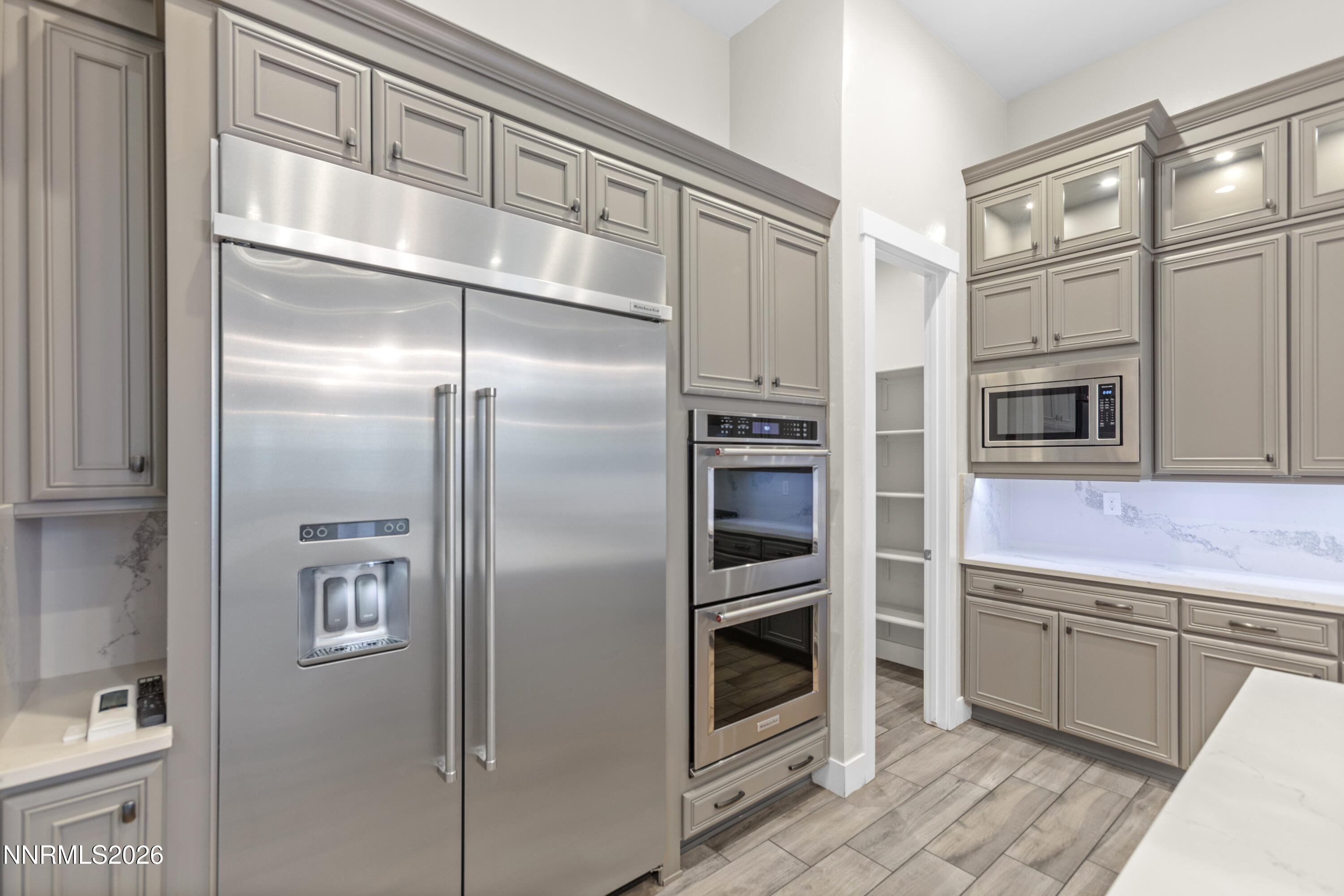 719 W Pleasant Oak Trail