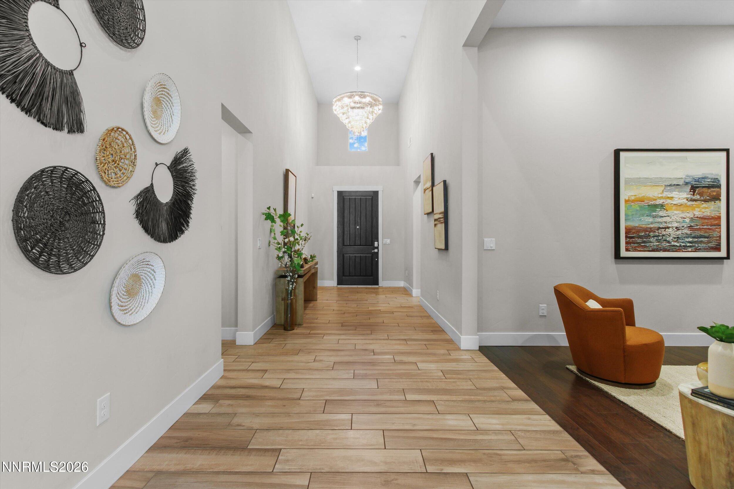 719 W Pleasant Oak Trail