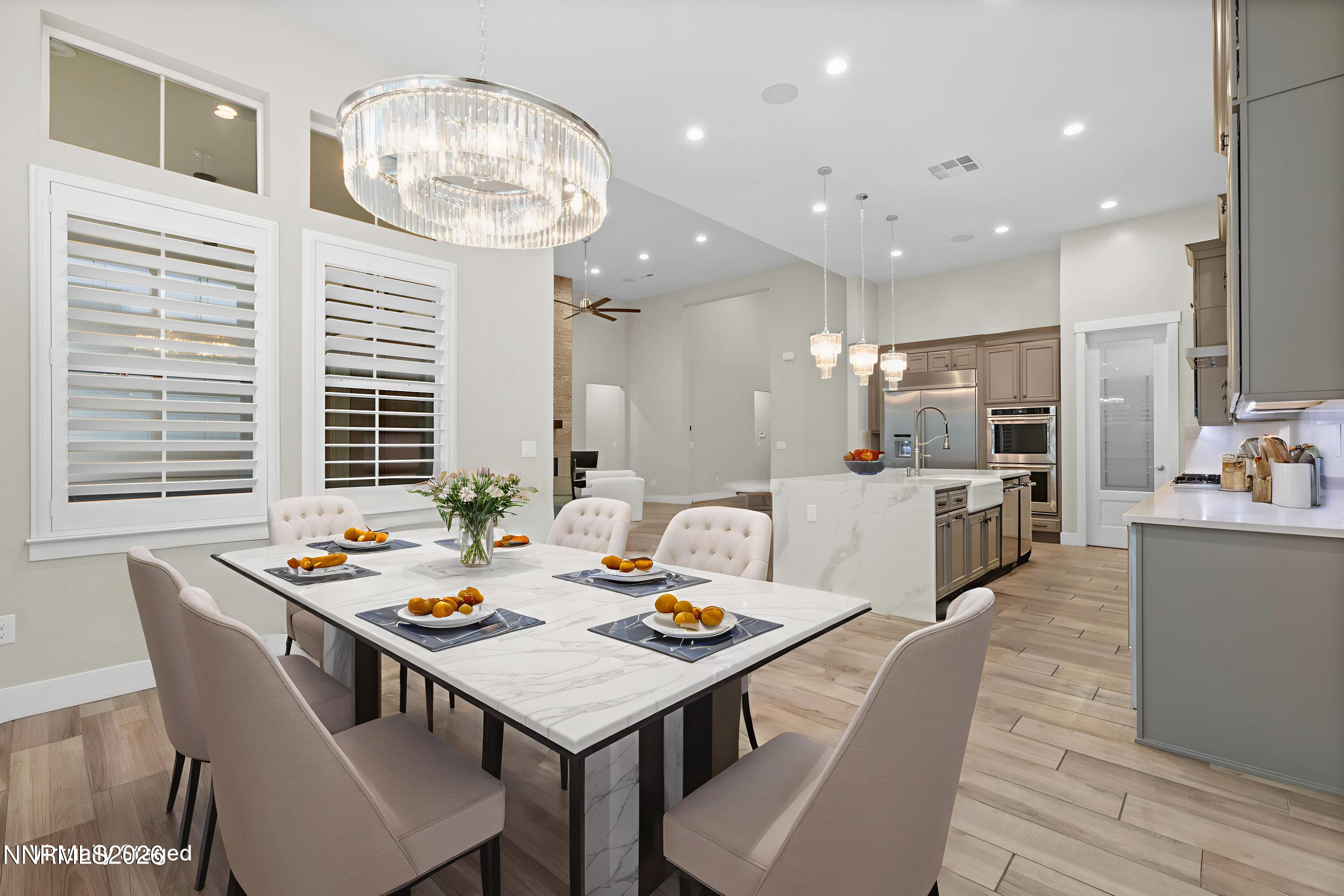 719 W Pleasant Oak Trail