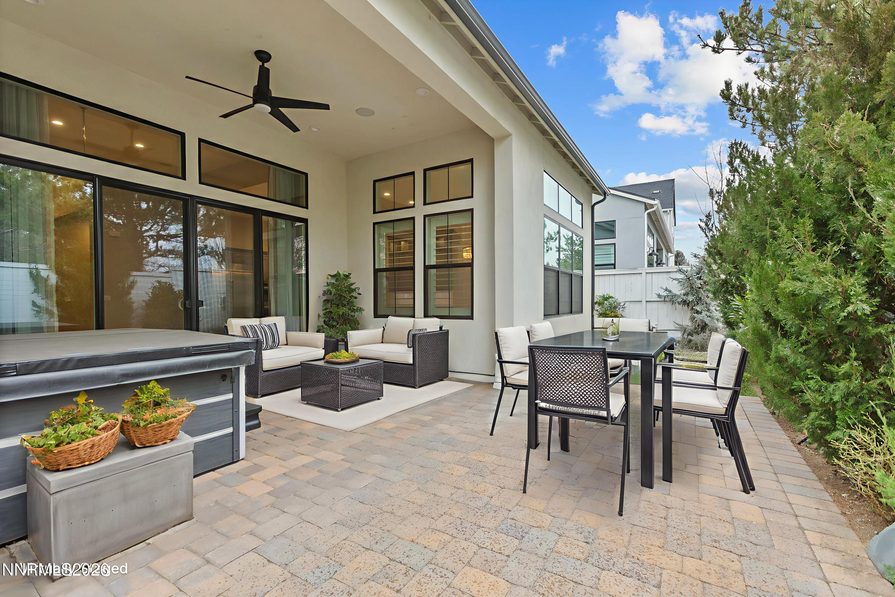 719 W Pleasant Oak Trail