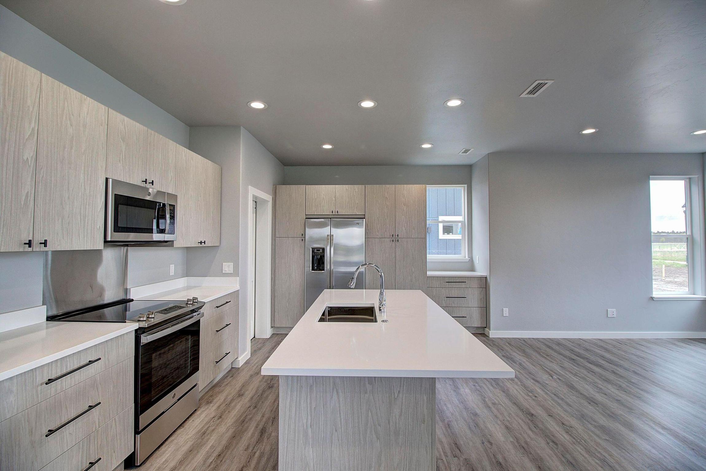 301 Trailview Way
