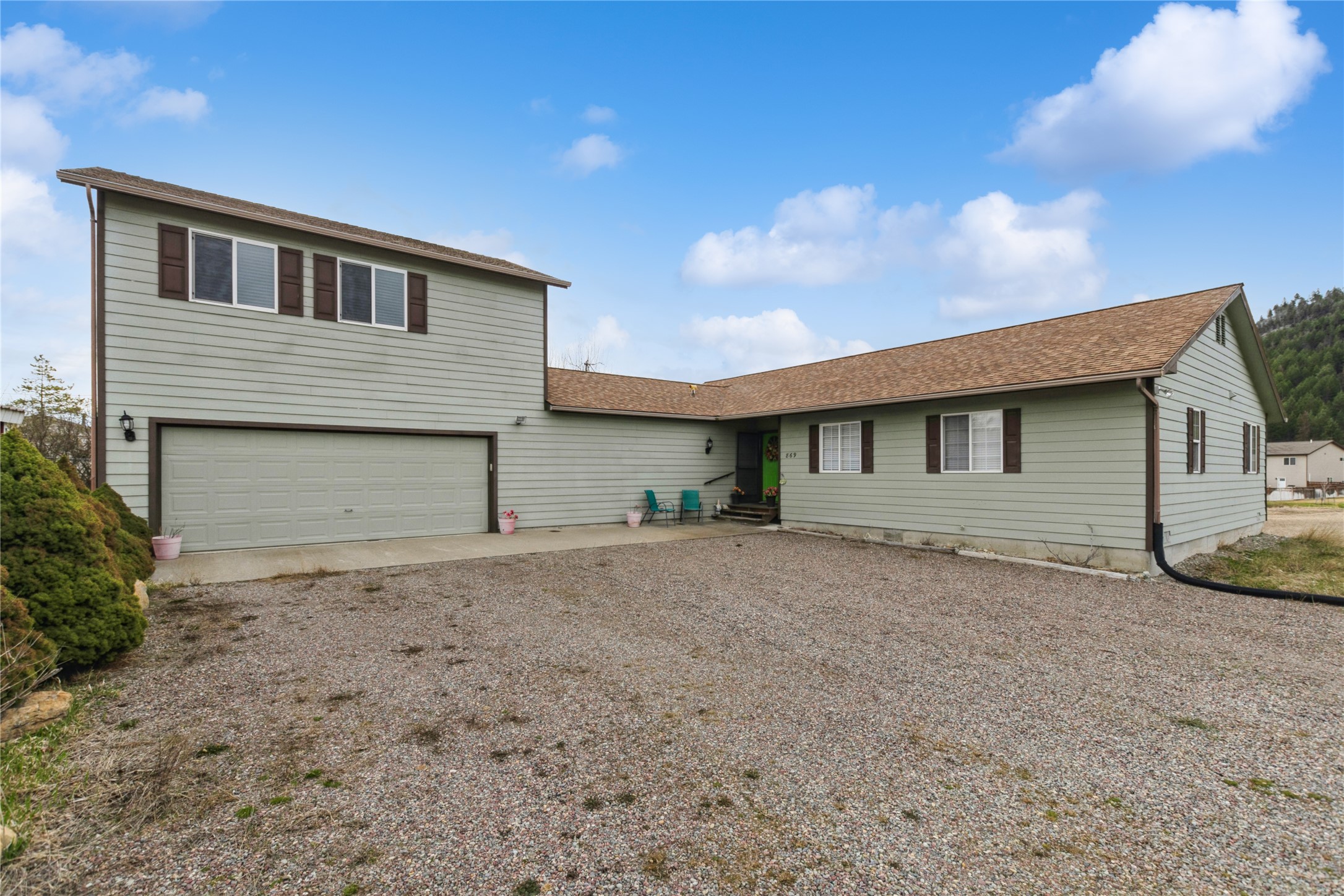 869 Foys Lake Road