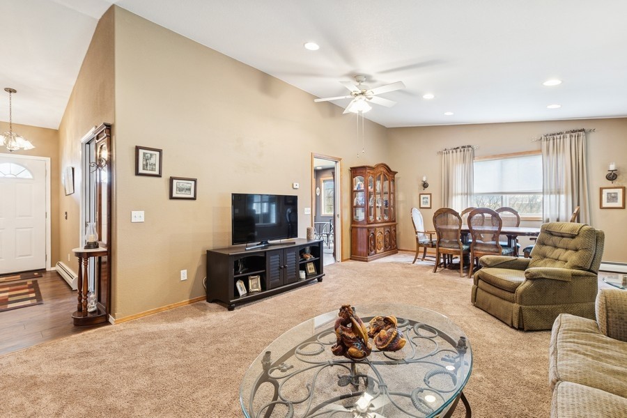 869 Foys Lake Road