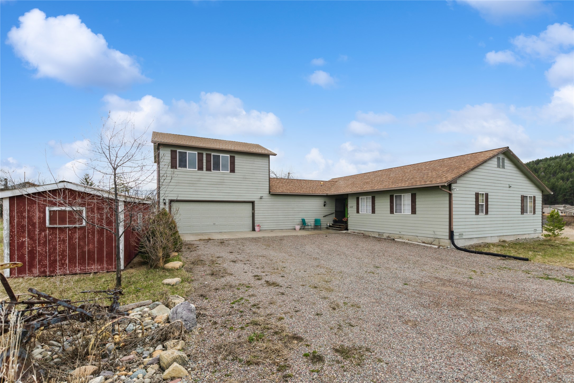 869 Foys Lake Road