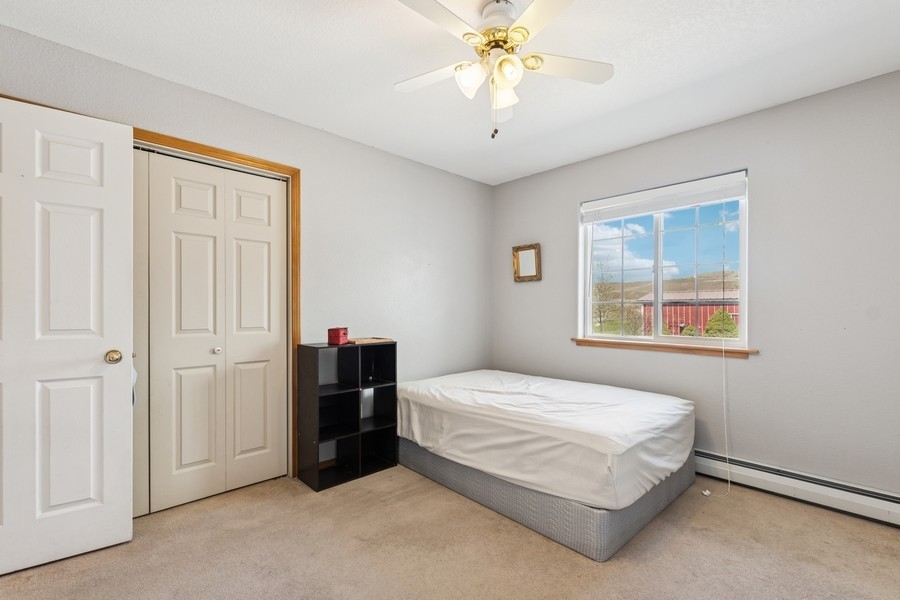869 Foys Lake Road