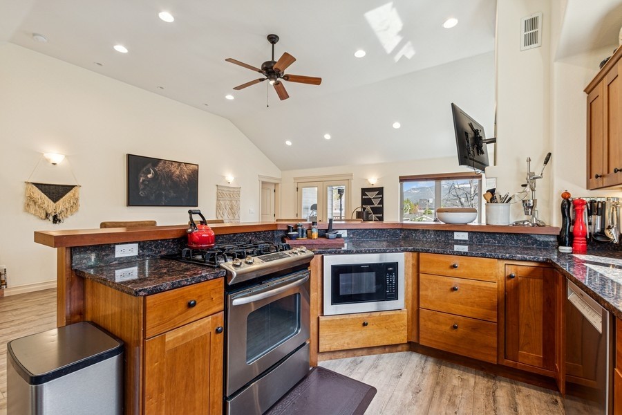 1038 Mountain Park Drive B