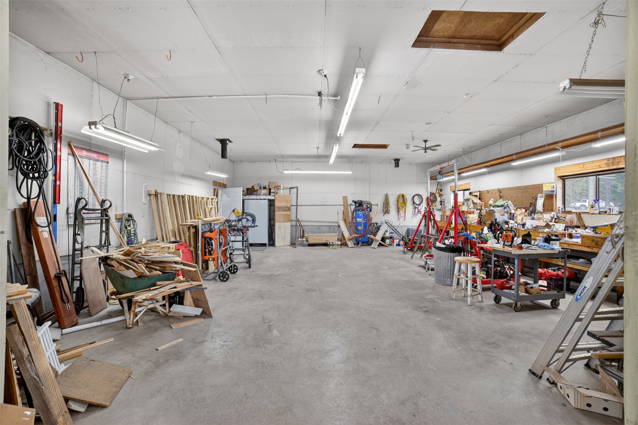 3820 Foothill Road