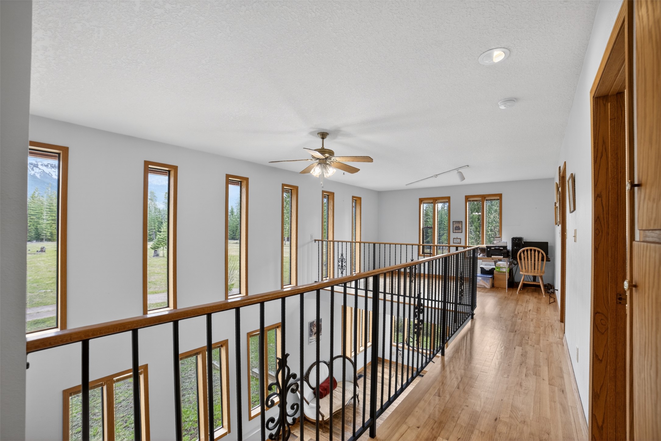 3820 Foothill Road