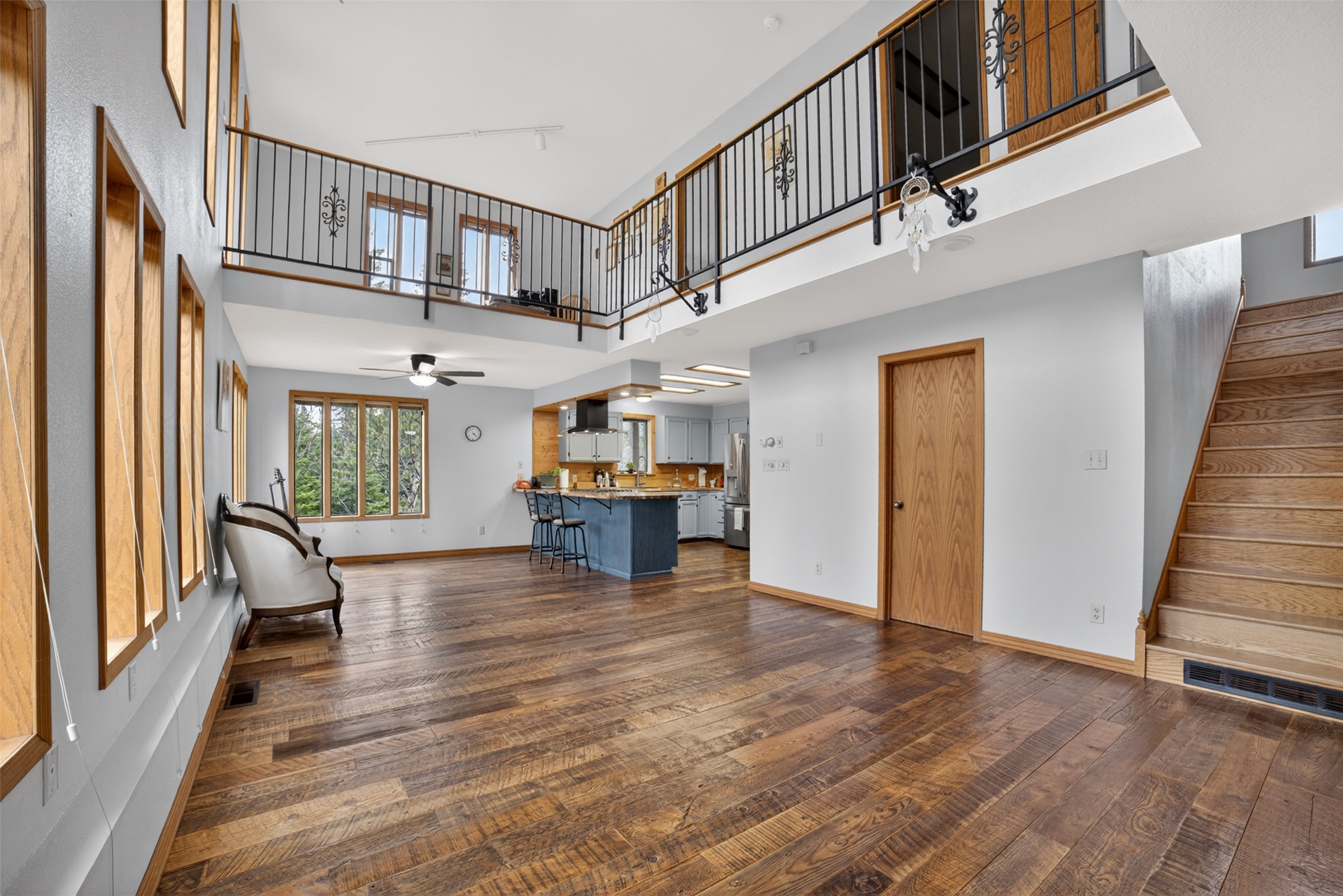 3820 Foothill Road