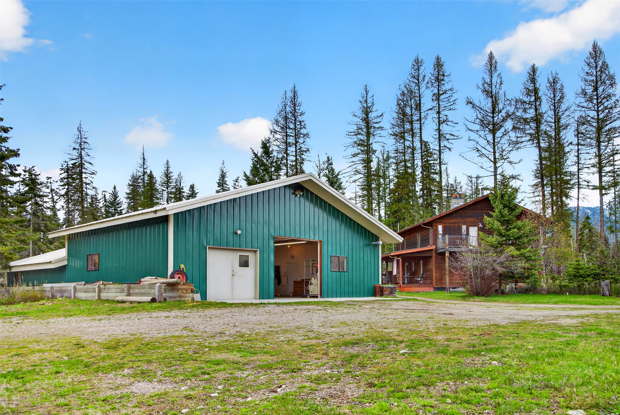 3820 Foothill Road