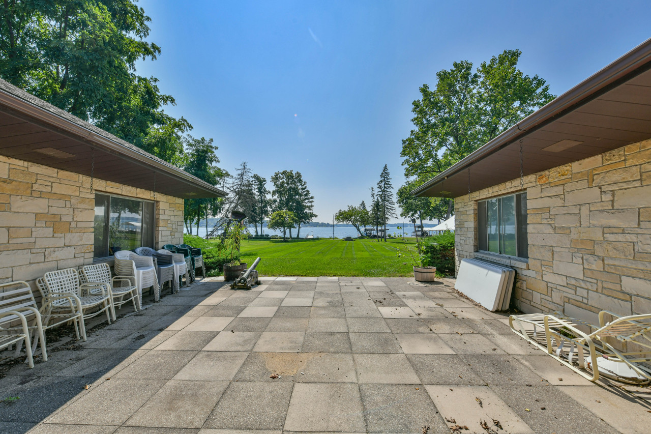 1310 W Main St
