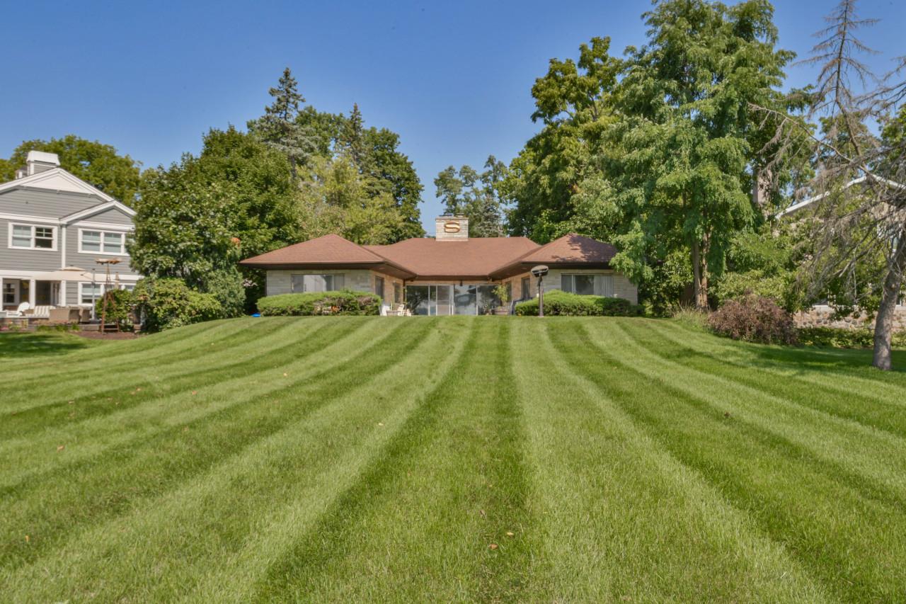 1310 W Main St