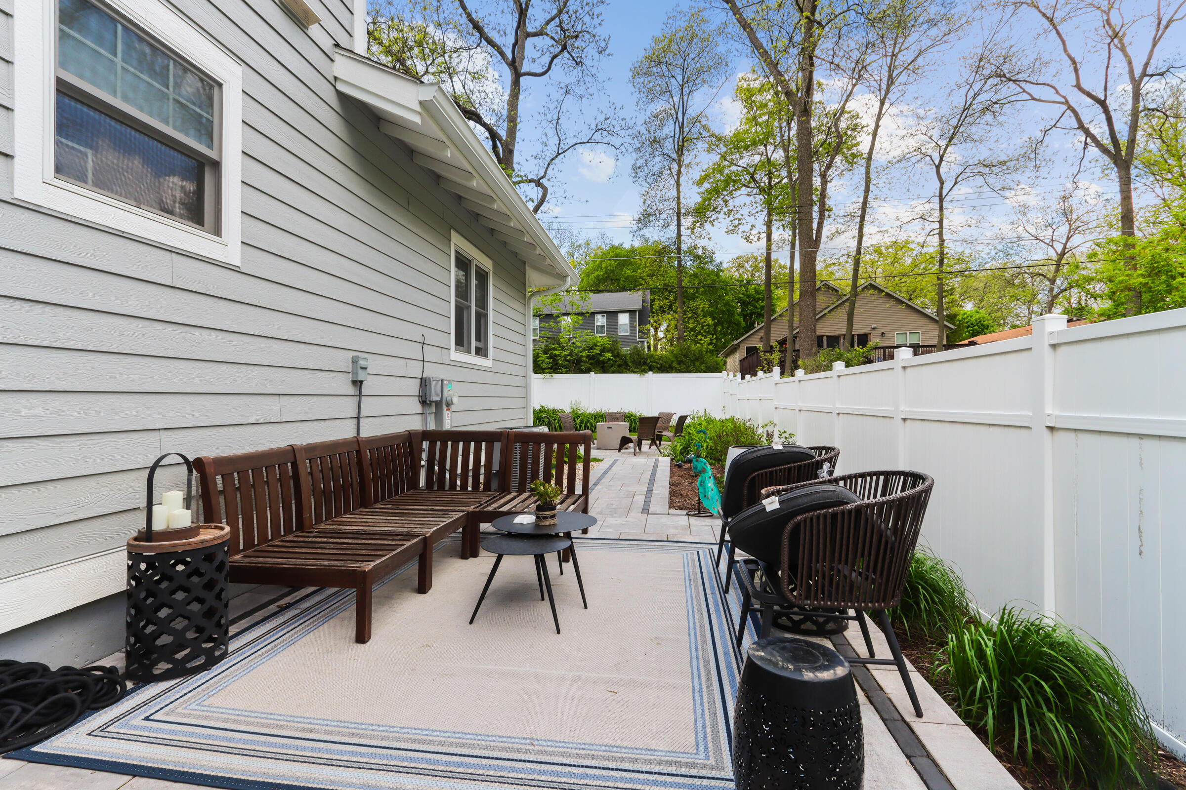 694 Jackson Pkwy