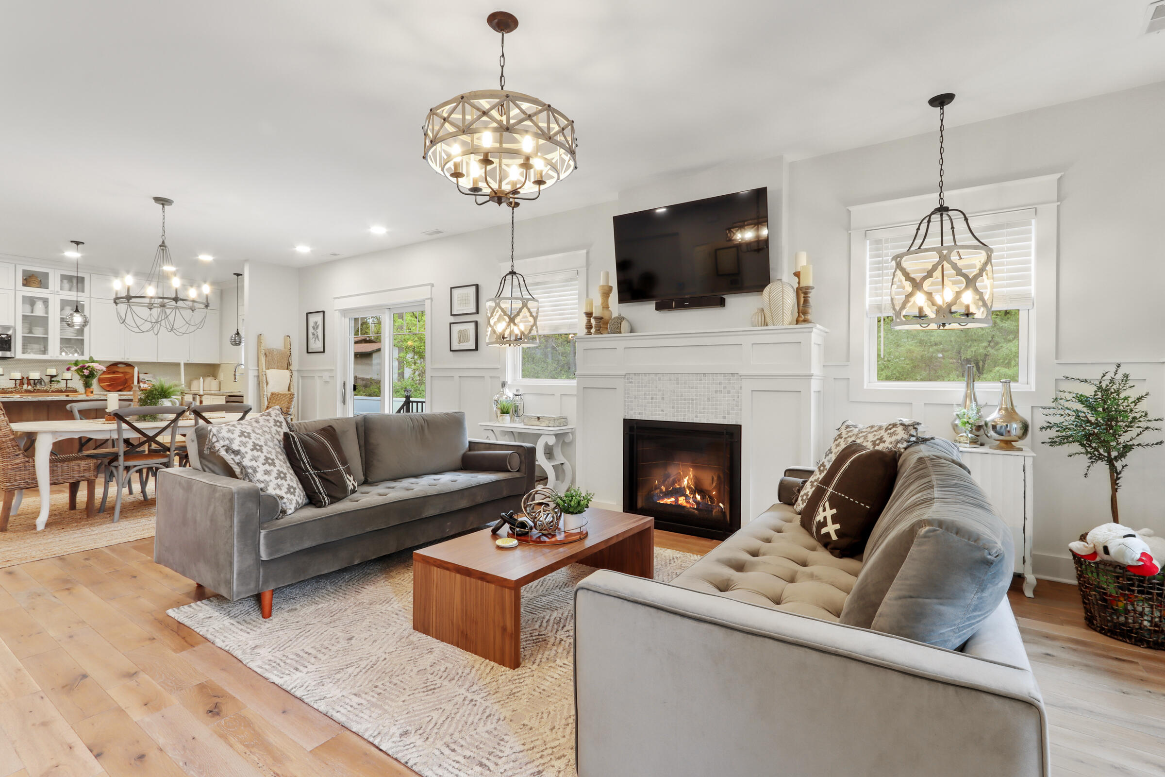 694 Jackson Pkwy