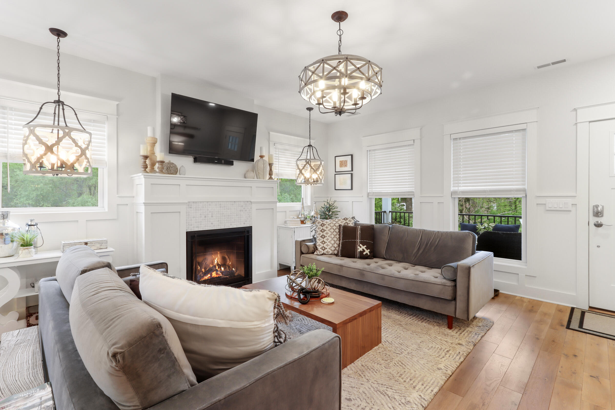 694 Jackson Pkwy