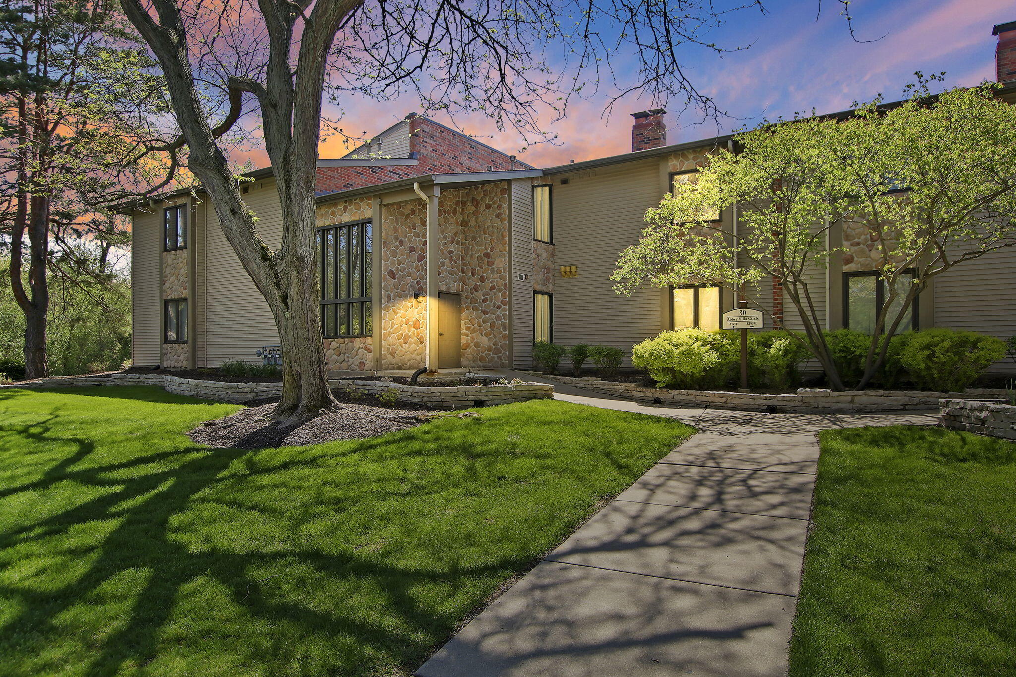 30 Abbey Villa Cir C