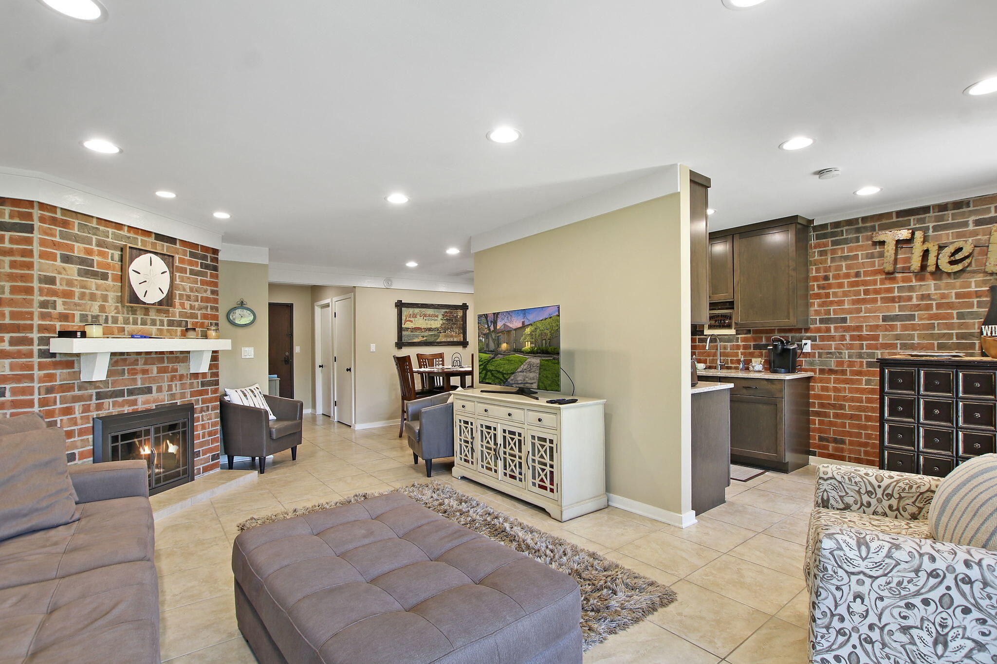 30 Abbey Villa Cir C