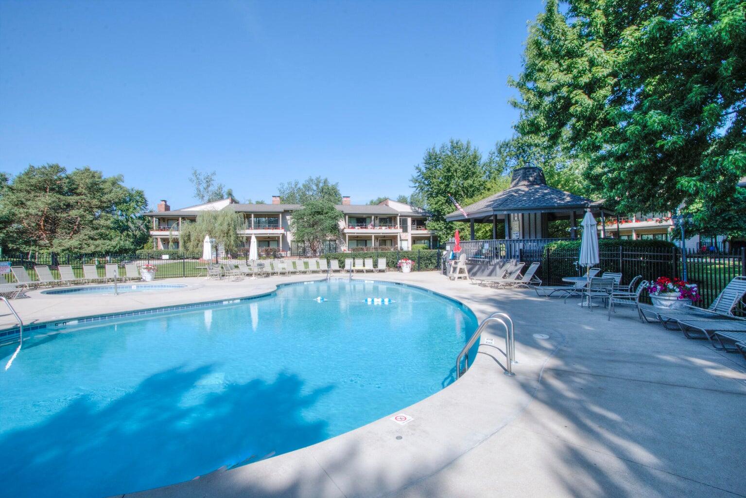 30 Abbey Villa Cir C