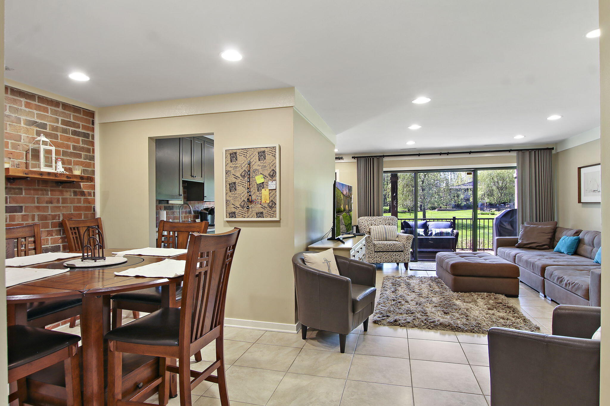 30 Abbey Villa Cir C