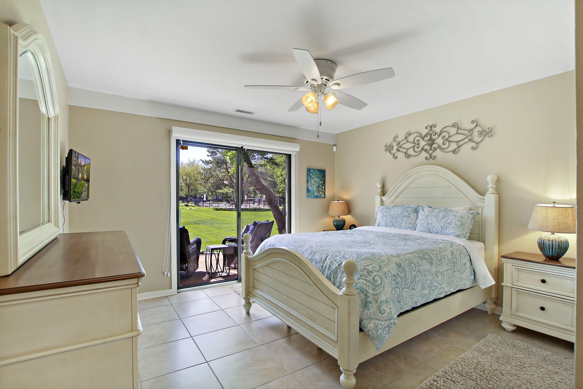 30 Abbey Villa Cir C