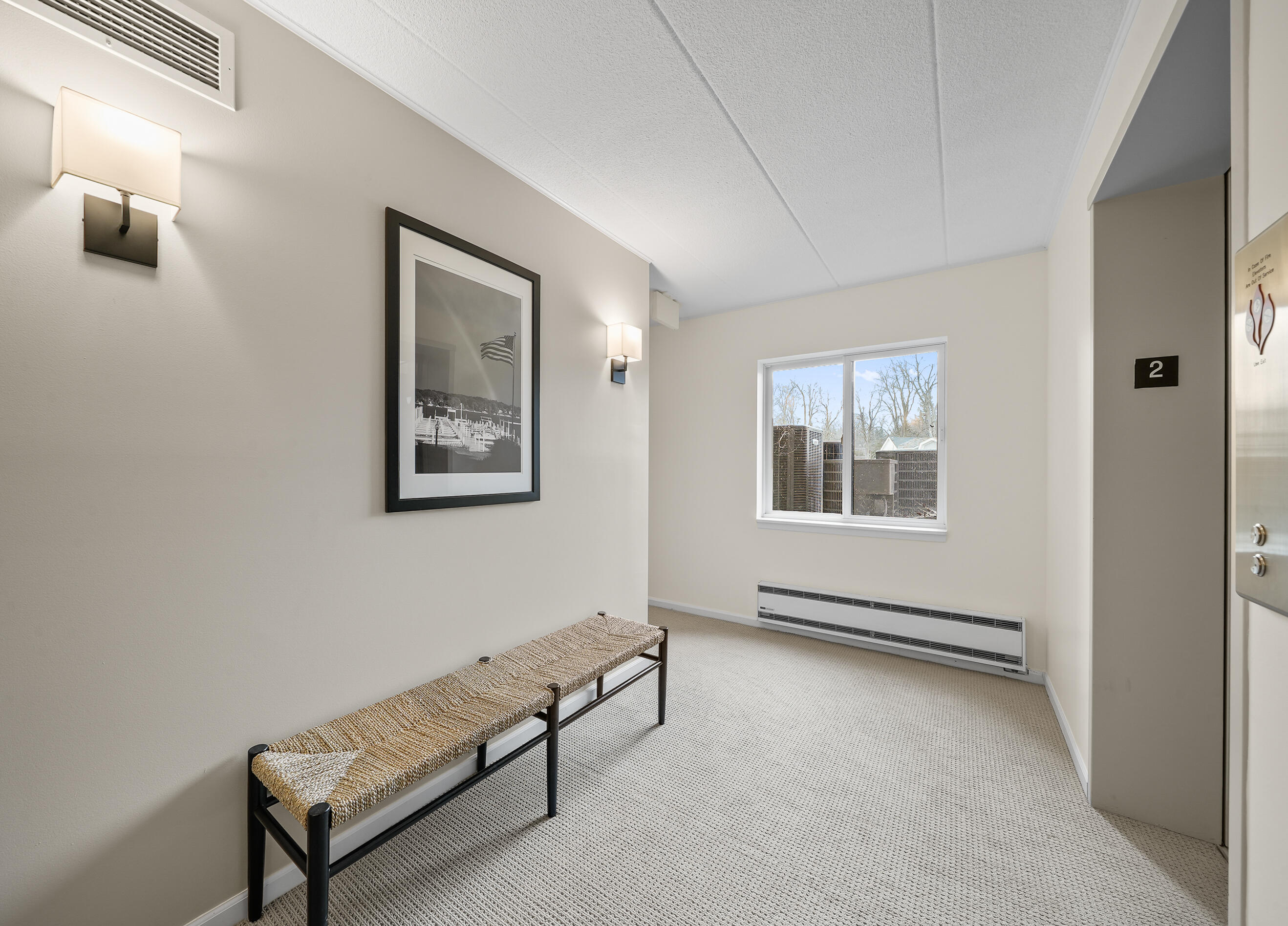 9 S Walworth Ave