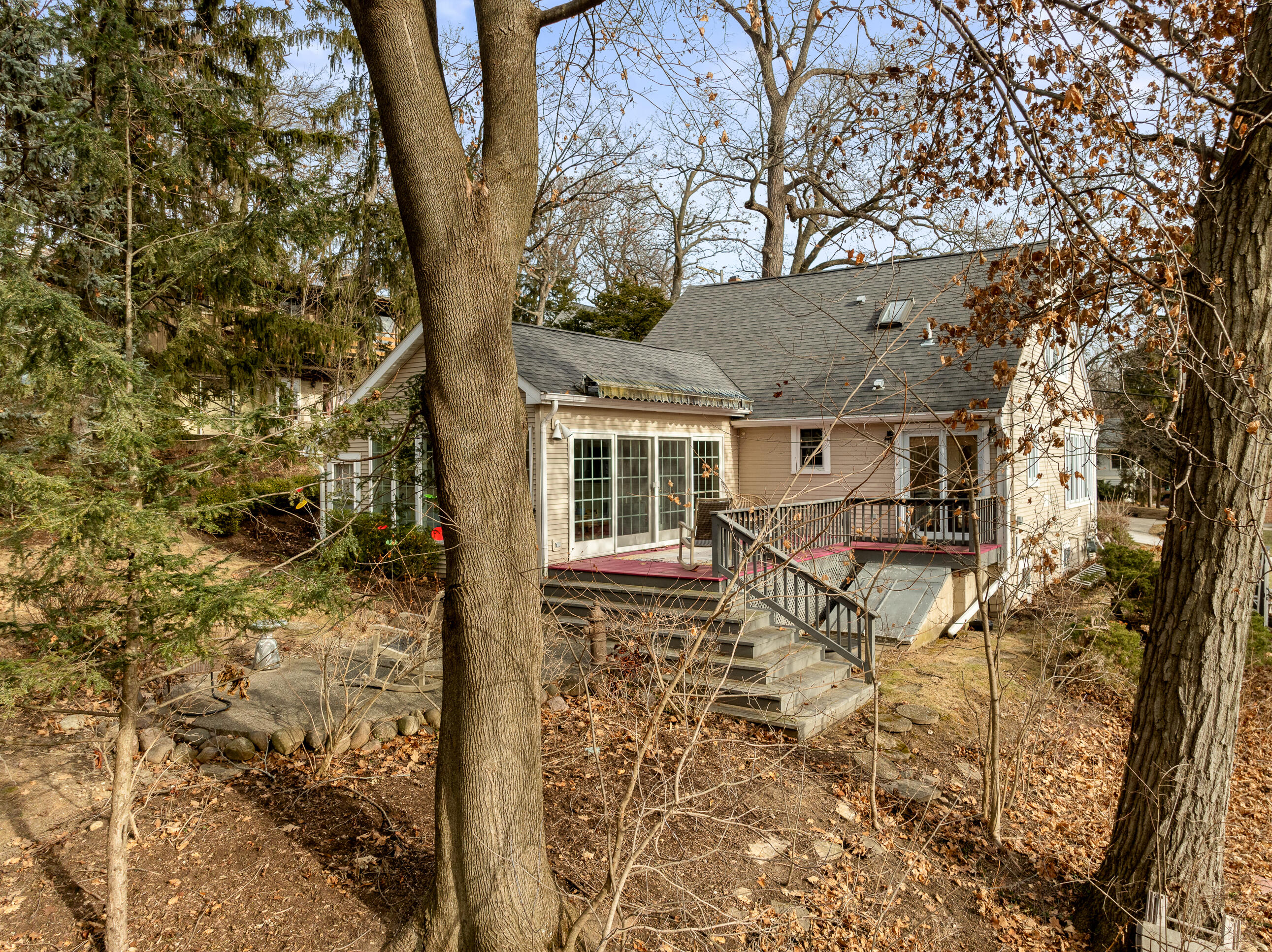 N2331 Knollwood Dr
