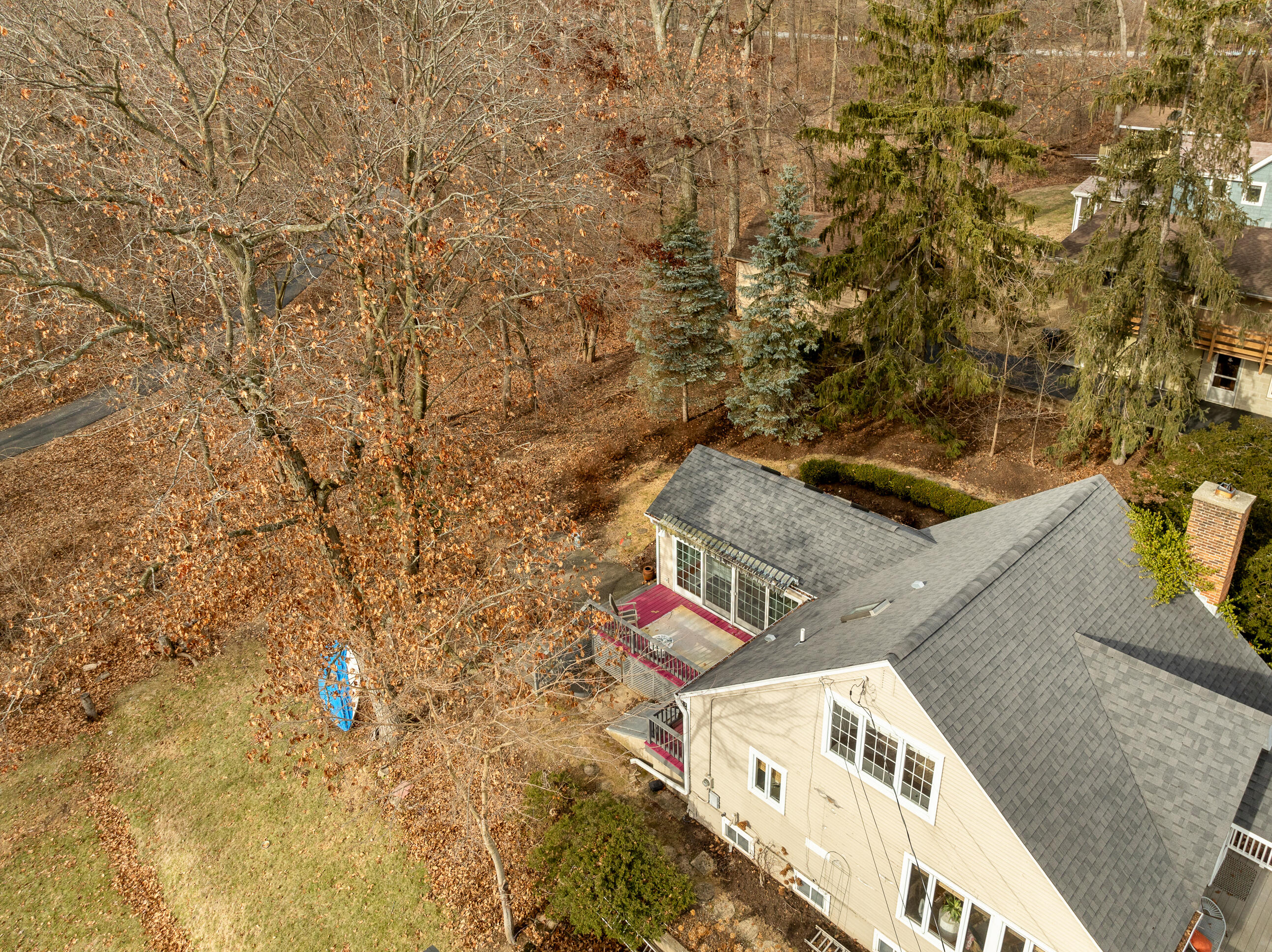 N2331 Knollwood Dr