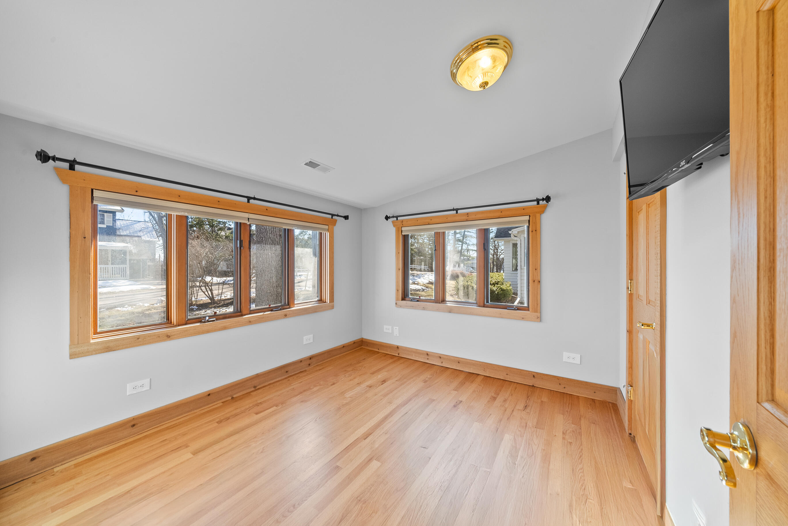 556 Highland Rd