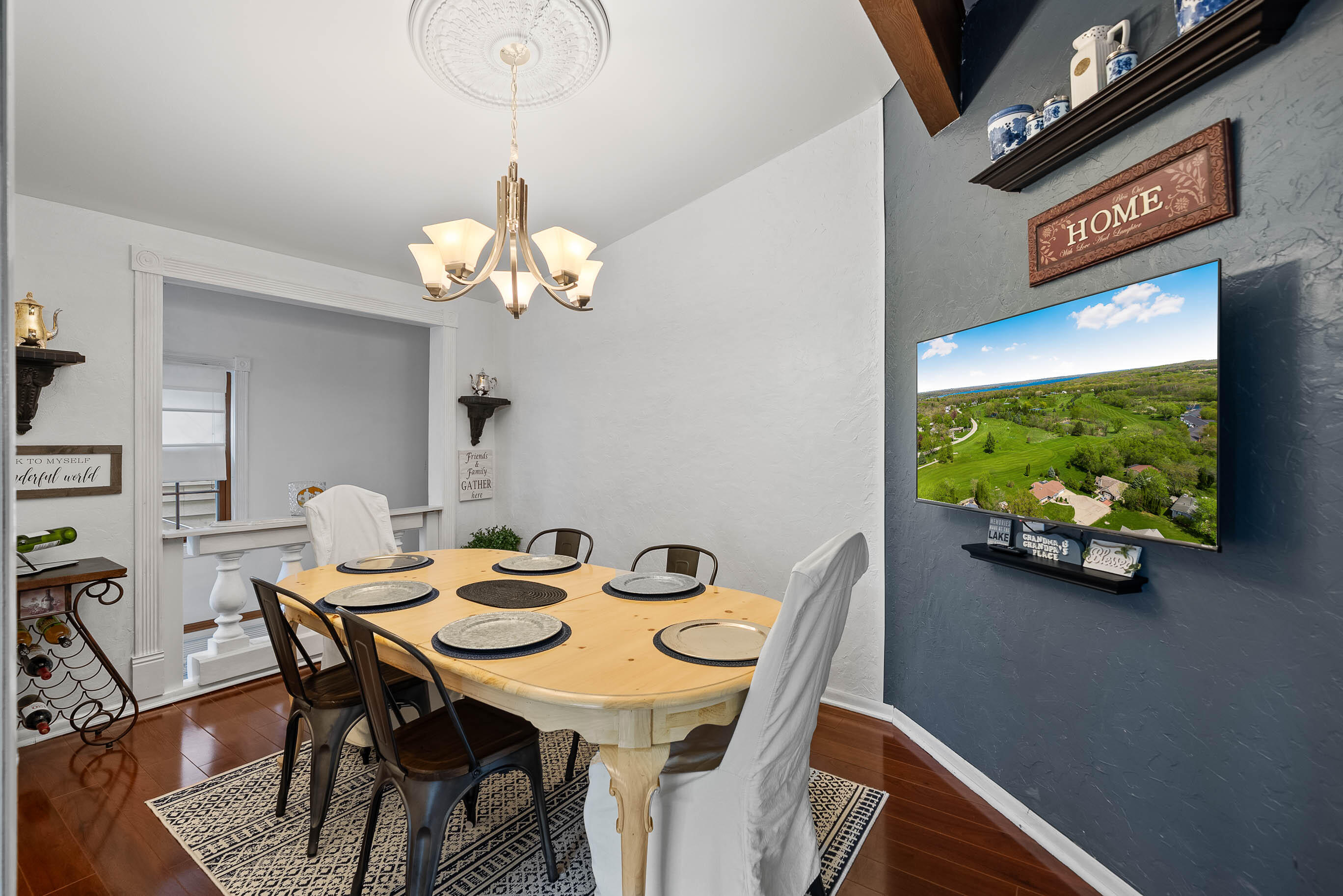 262 Castle Ter