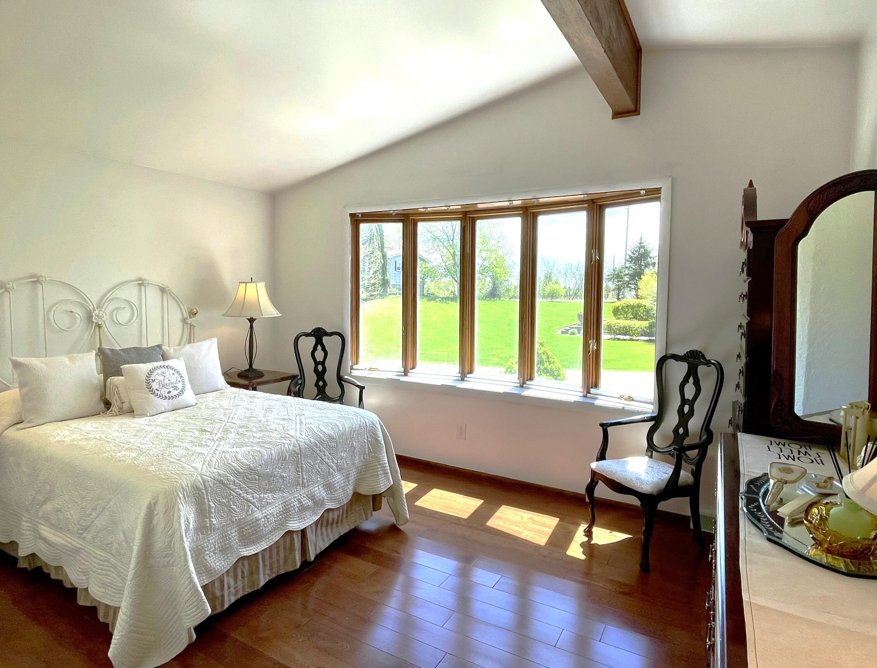 262 Castle Ter