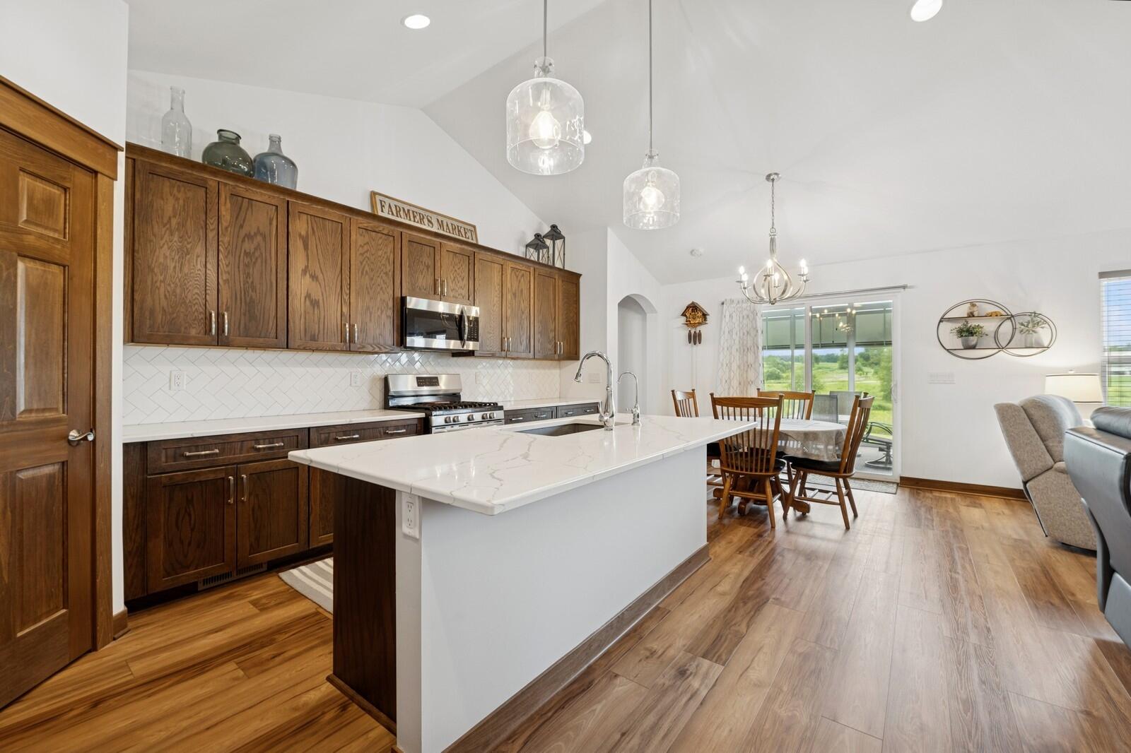 N1451 Maple Ridge Rd